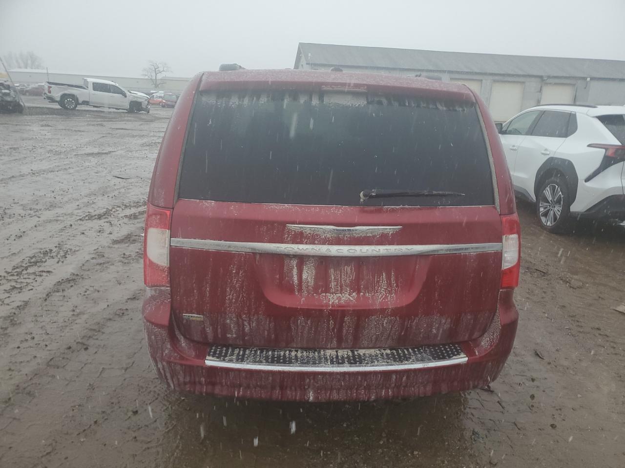 2014 Chrysler Town & Country VIN 2C4RC1BG1ER221084 Copart auction photo, front end damage thumbnail 6