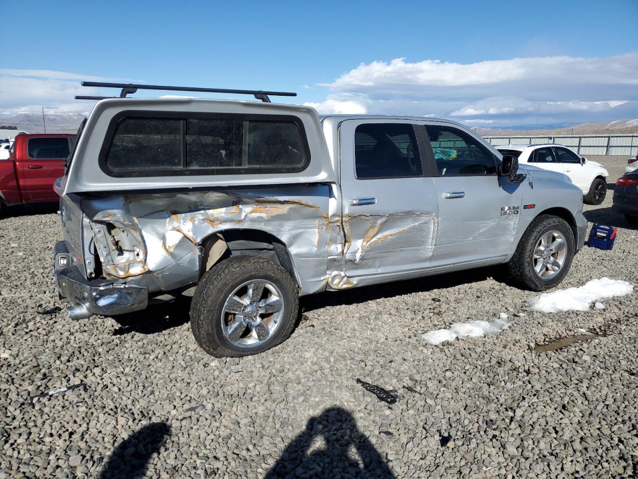 2016 RAM 1500 VIN 1C6RR7LM2GS105861 Copart auction photo, rear end / side damage thumbnail 3
