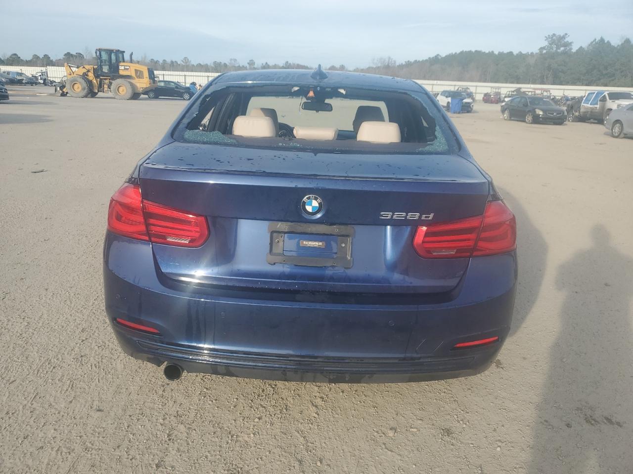 2017 BMW 3er VIN WBA8E5C37HK388963 Copart auction photo, side / rear end damage thumbnail 6