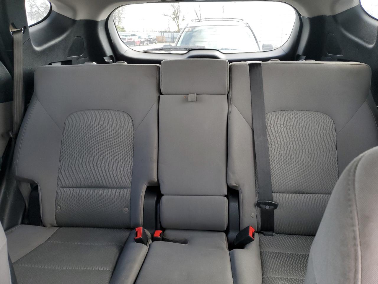 2018 Hyundai Santa Fe VIN 5XYZT3LB1JG569092 Copart auction photo, minor dent/scratches damage thumbnail 10