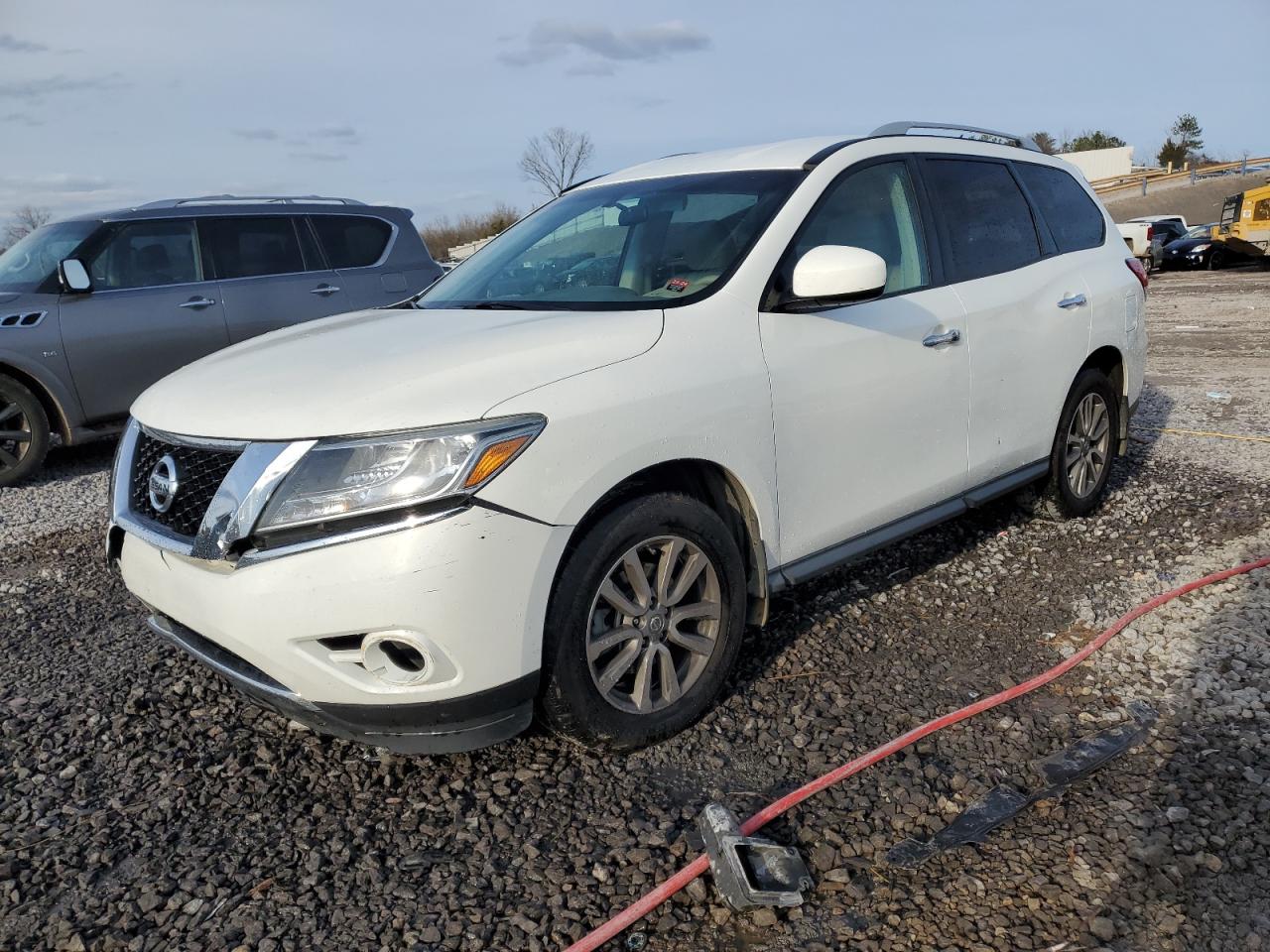 2015 Nissan Pathfinder VIN 5N1AR2MN0FC668332