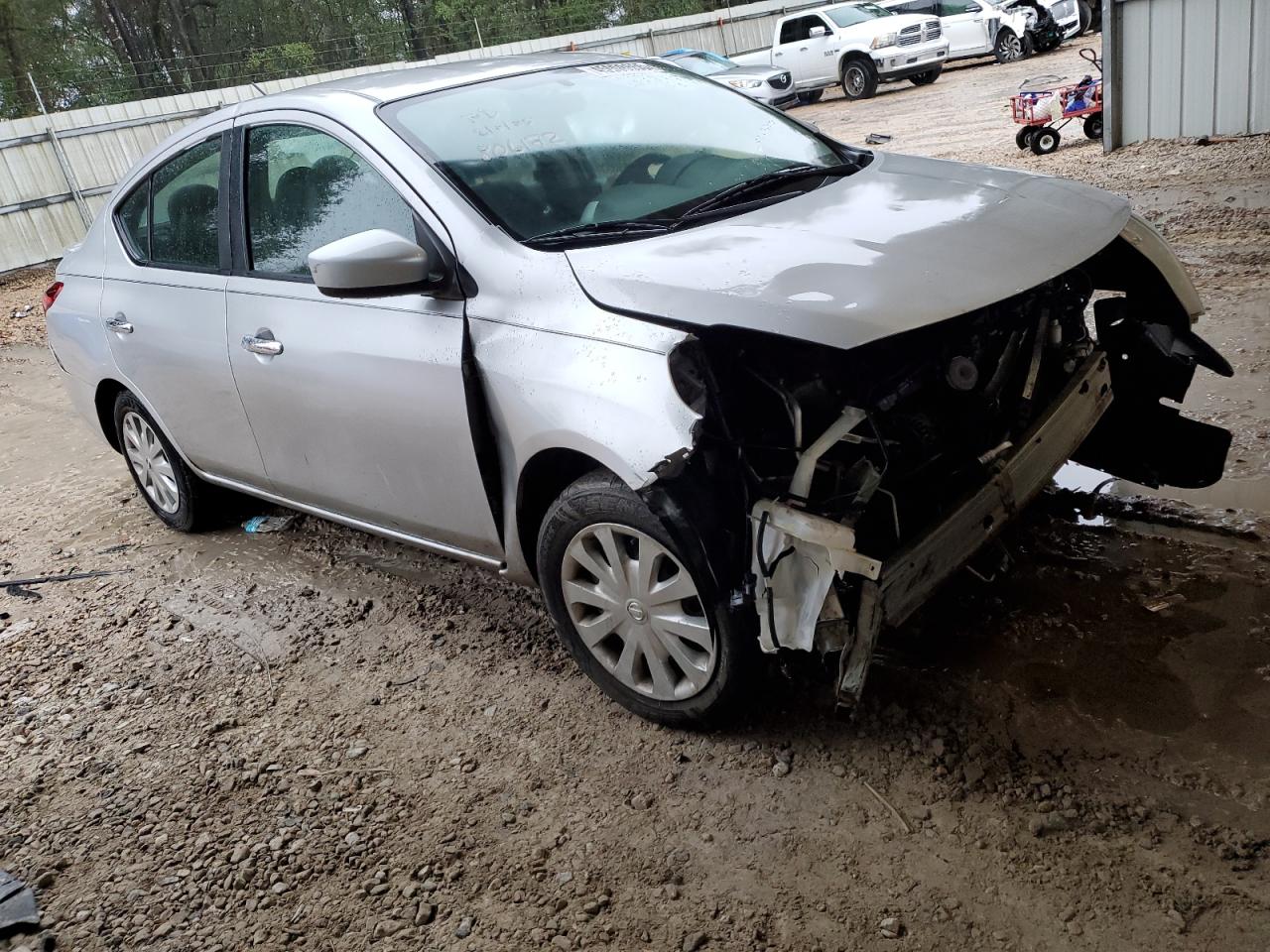 2017 Nissan Versa VIN 3N1CN7AP8HL806172 Copart auction photo, front end damage thumbnail 4
