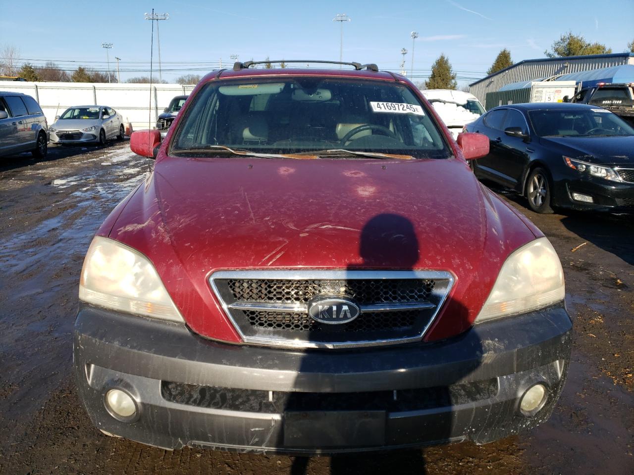 2004 KIA Sorento VIN KNDJC733845234762 Copart auction photo, top/roof / minor dent/scratches damage thumbnail 5