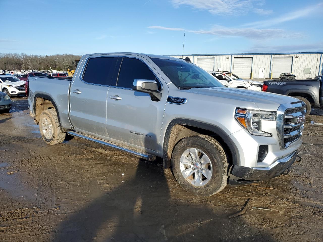 2020 GMC Sierra VIN 3GTU9BED8LG194730 Copart auction photo, front end / side damage thumbnail 4