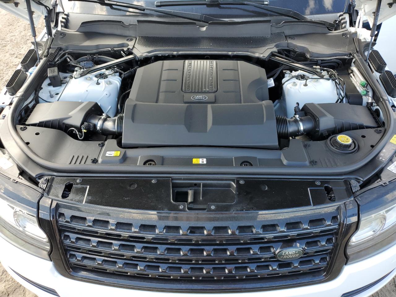 2017 Land Rover Range Rover VIN SALGS2FV6HA362498 Copart auction photo, water/flood damage thumbnail 11