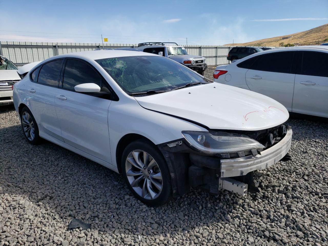 2015 Chrysler 200 VIN 1C3CCCDGXFN522597 Copart auction photo, front end damage thumbnail 4