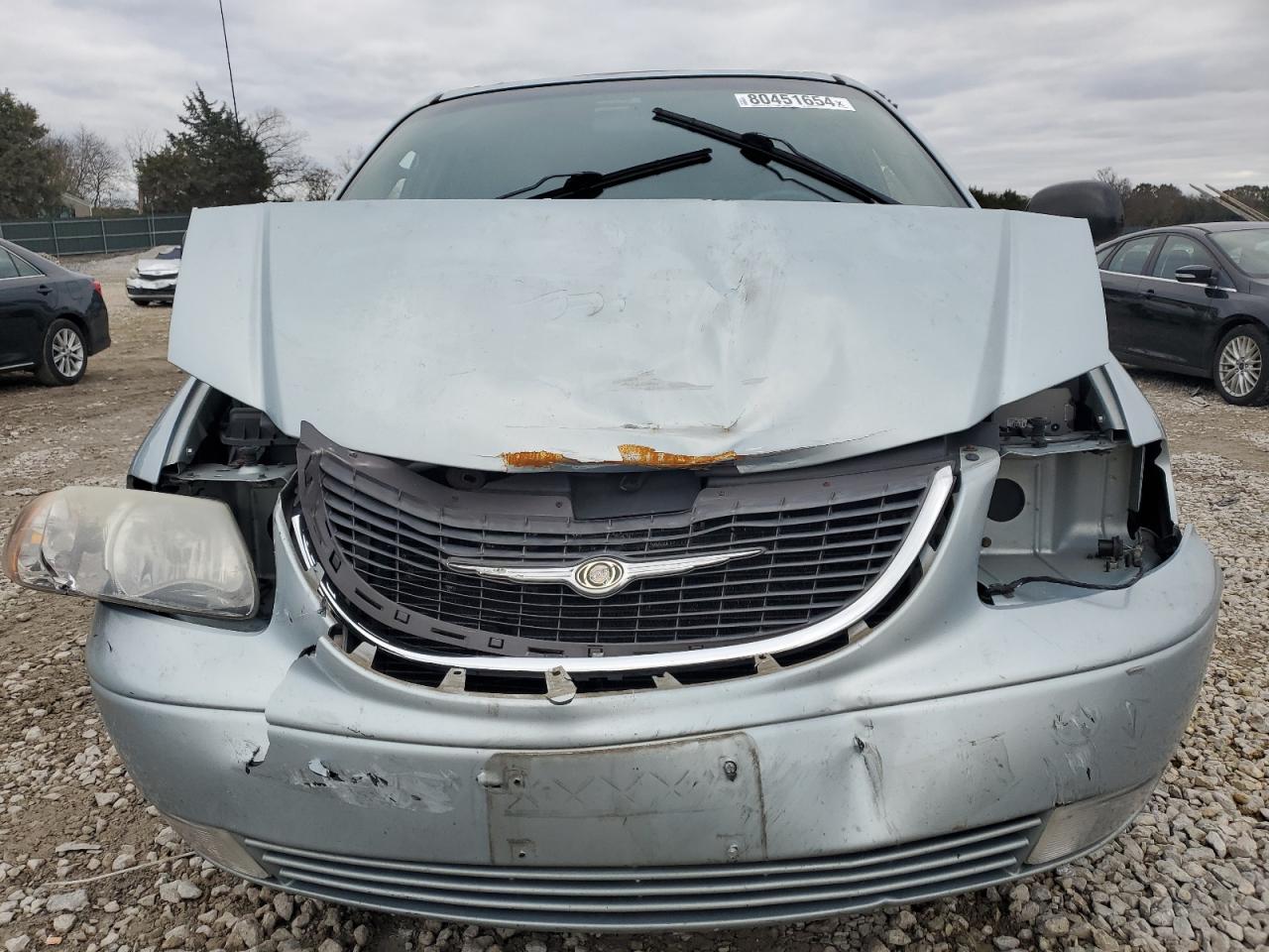 2001 Chrysler Town & Country VIN 2C8GT54L81R393453 Copart auction photo, front end damage thumbnail 5