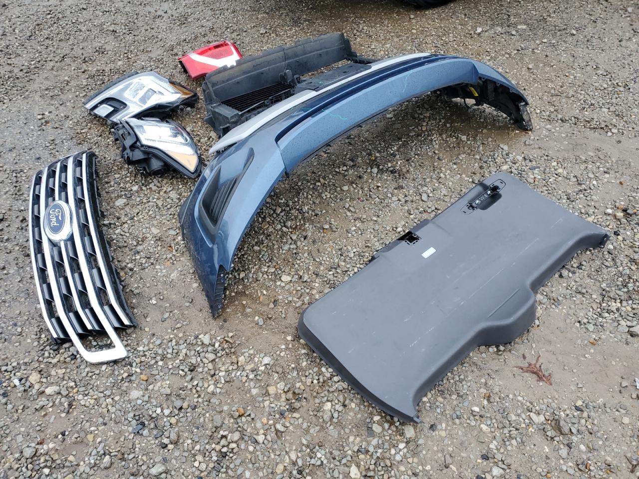 2018 Ford Expedition VIN 1FMJK1HT5JEA65316 Copart auction photo, all over damage thumbnail 13