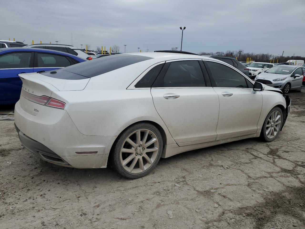 2015 Lincoln MKZ VIN 3LN6L2LU0FR606558 Copart auction photo, front end / minor dent/scratches damage thumbnail 3