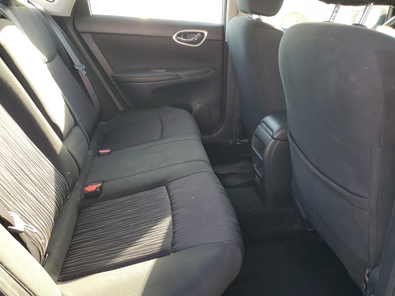 2019 Nissan Sentra VIN 3N1AB7AP4KY335826 Copart auction photo, front end / minor dent/scratches damage thumbnail 10