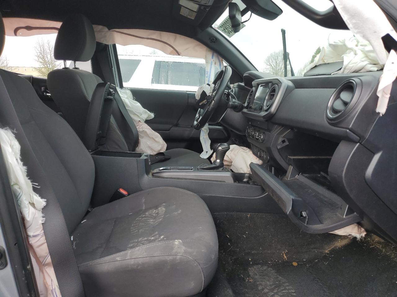 2019 Toyota Tacoma VIN 3TMCZ5AN8KM260852 Copart auction photo, side / rear end damage thumbnail 7