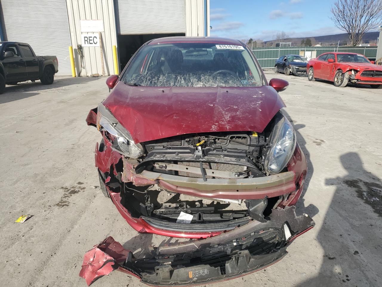 2015 Ford Fiesta VIN 3FADP4BJ8FM110042 Copart auction photo, front end / side damage thumbnail 5