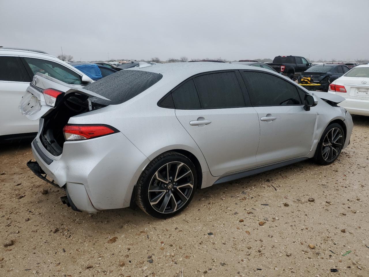 2020 Toyota Corolla VIN 5YFS4RCEXLP053128 Copart auction photo, front end / rear end damage thumbnail 3