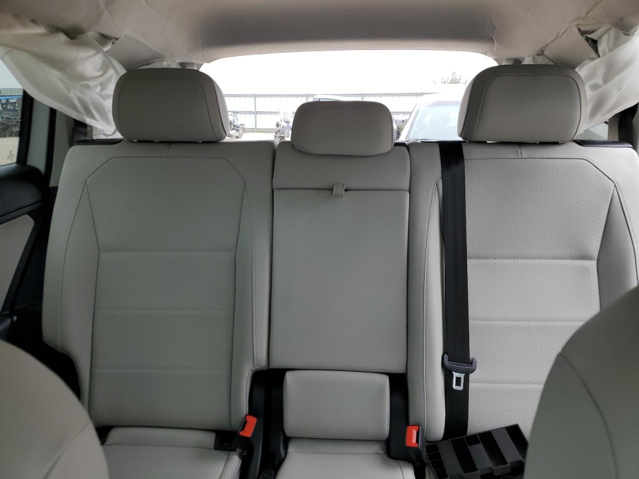 2018 Volkswagen Tiguan VIN 3VV3B7AX1JM217018 Copart auction photo, rear end damage thumbnail 10