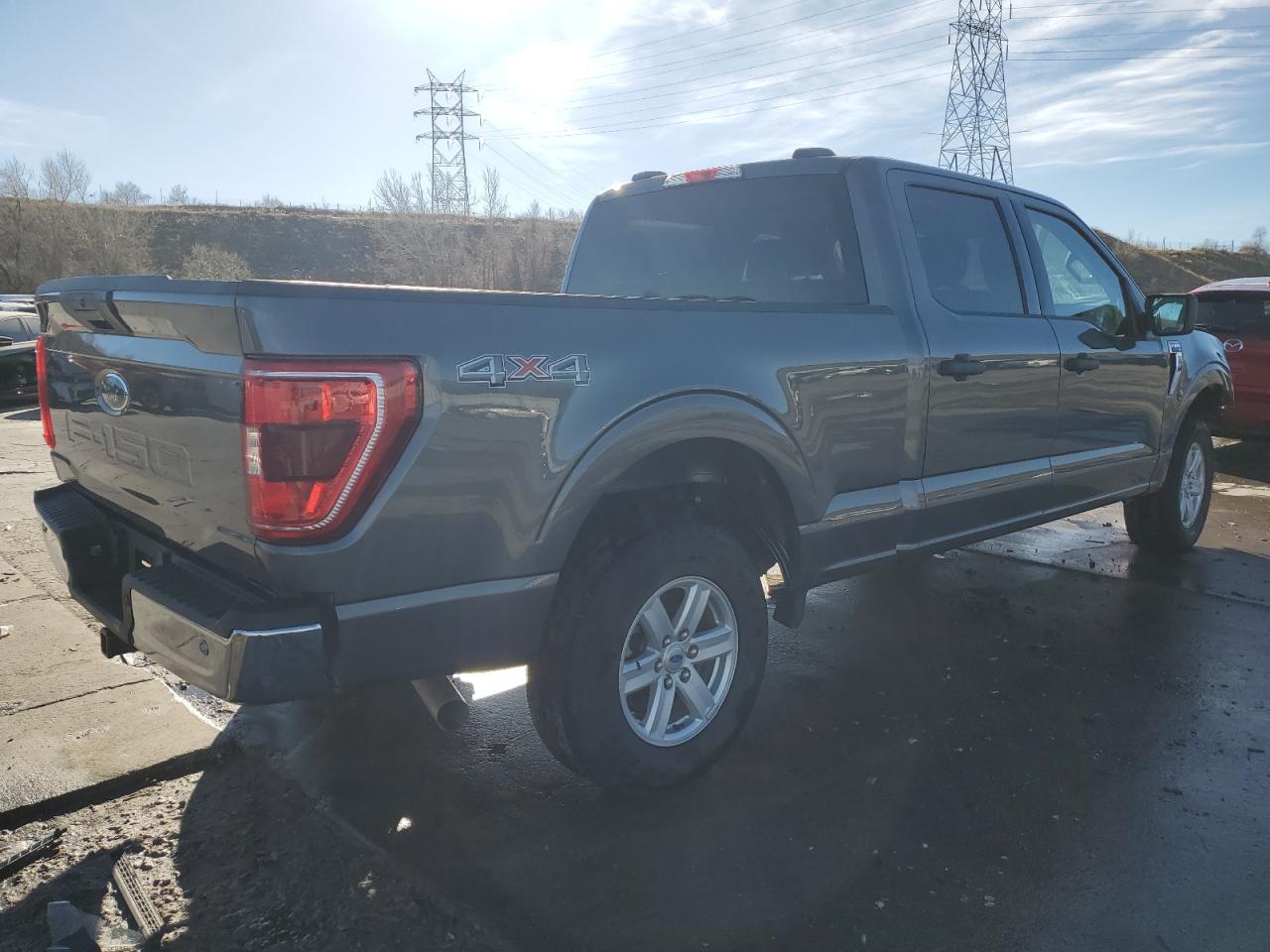 2023 Ford F-150 VIN 1FTFW1E55PKE15753 Copart auction photo, front end / side damage thumbnail 3