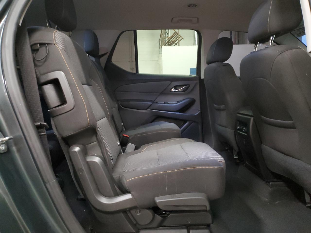 2018 Chevrolet Traverse VIN 1GNERGKWXJJ222070 Copart auction photo, rear end / side damage thumbnail 11