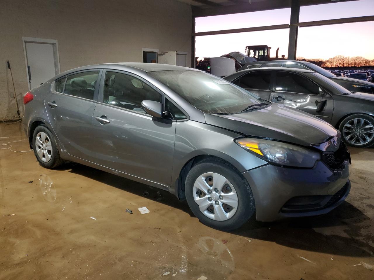 2016 KIA Forte VIN KNAFX4A62G5548799 Copart auction photo, front end damage thumbnail 4