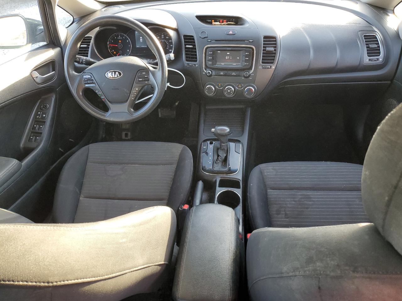 2017 KIA Forte VIN 3KPFL4A70HE069696 Copart auction photo, minor dent/scratches damage thumbnail 8