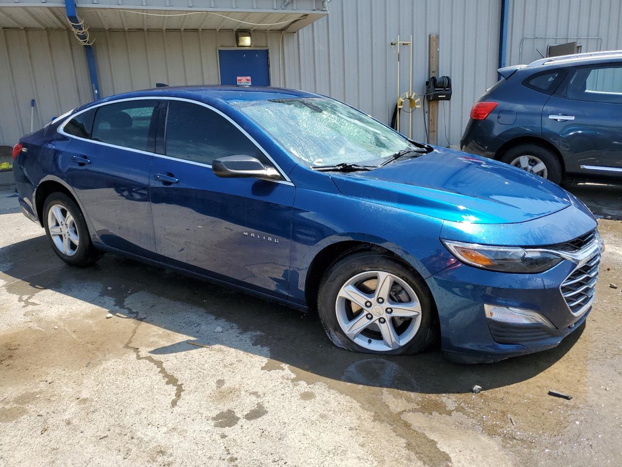 2019 Chevrolet Malibu VIN 1G1ZB5ST9KF115520 Copart auction photo, vandalism damage thumbnail 4