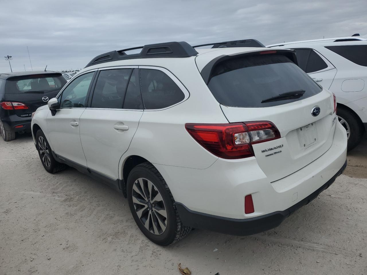 2015 Subaru Outback VIN 4S4BSBJC2F3218175 Copart auction photo, water/flood damage thumbnail 2