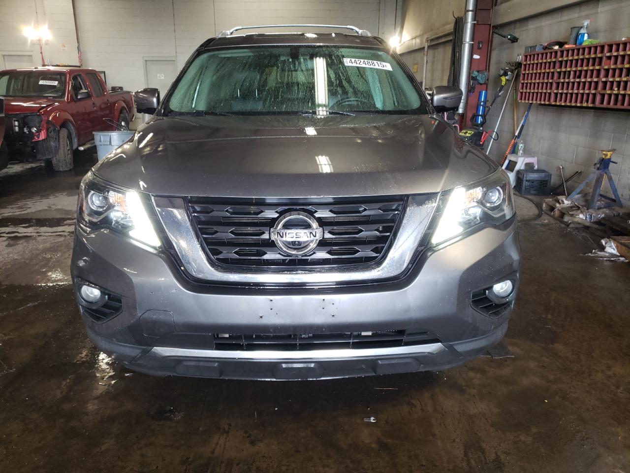 2017 Nissan Pathfinder VIN 5N1DR2MM6HC636847 Copart auction photo, undercarriage / rear end damage thumbnail 5