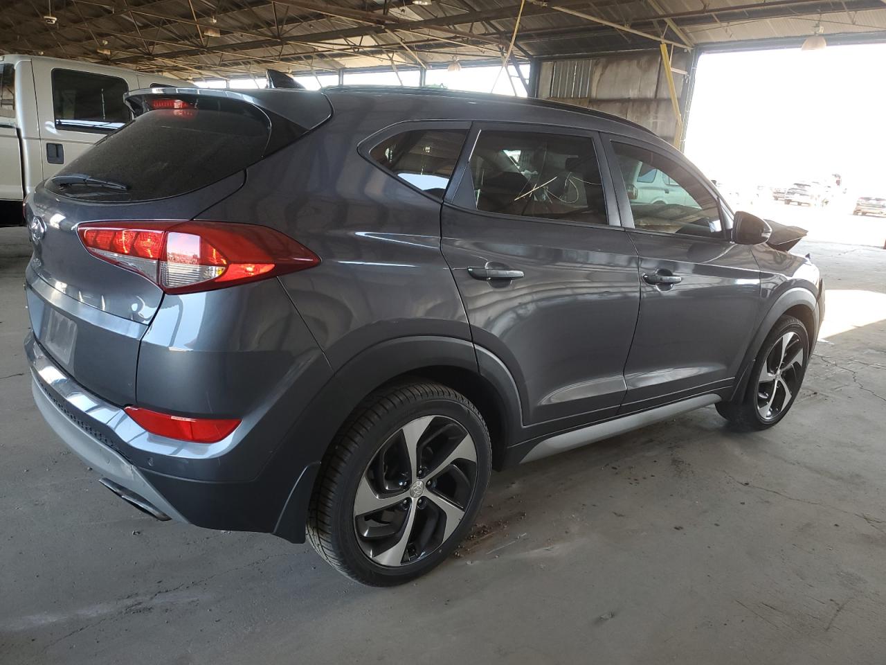 2018 Hyundai Tucson VIN KM8J33A23JU823248 Copart auction photo, front end damage thumbnail 3
