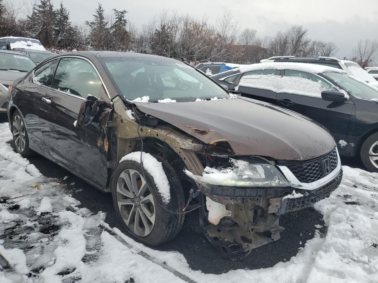 2013 Honda Accord VIN 1HGCT2B89DA005380 Copart auction photo, front end / side damage thumbnail 4