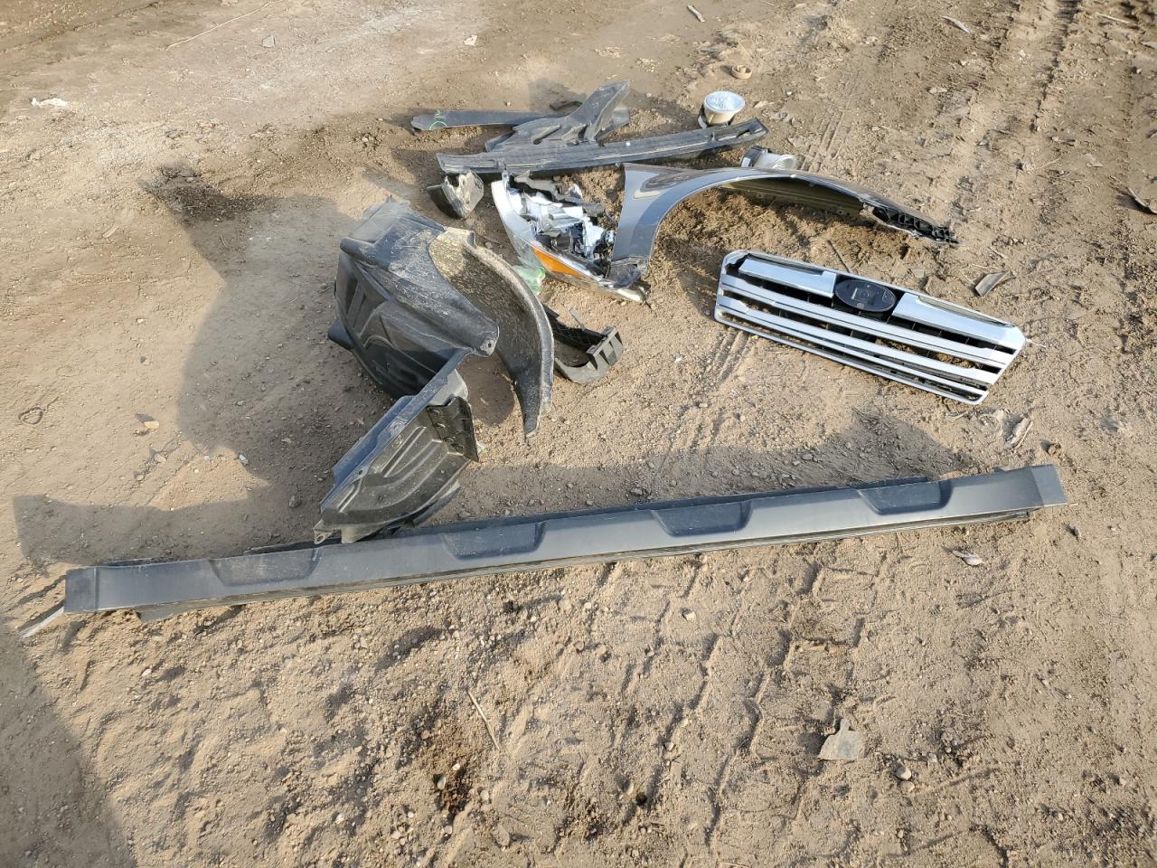 2014 Subaru Outback VIN 4S4BRBCC8E3263175 Copart auction photo, front end damage thumbnail 13