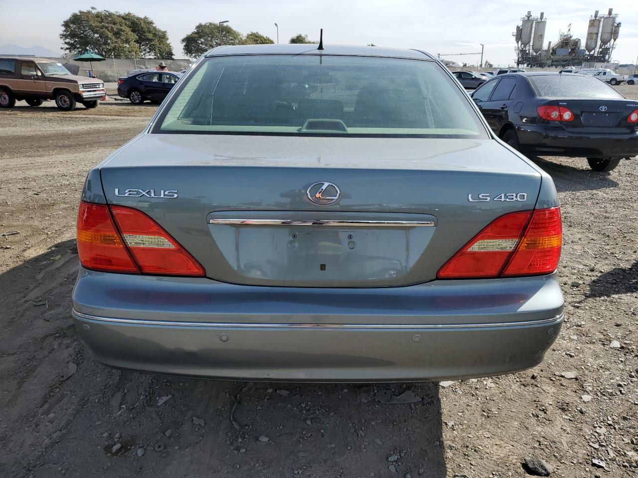 2002 Lexus LS VIN JTHBN30FX20079226 Copart auction photo, front end / rear end damage thumbnail 6