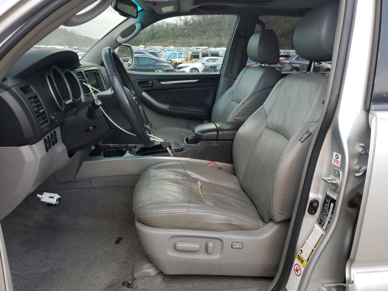 2007 Toyota 4Runner VIN JTEZU17R678067991 Copart auction photo, front end / side damage thumbnail 7