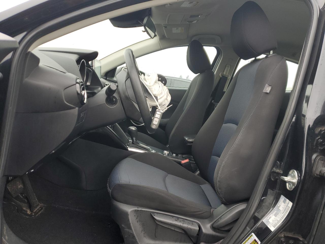 2017 Toyota Yaris VIN 3MYDLBYV8HY170856 Copart auction photo, front end damage thumbnail 7