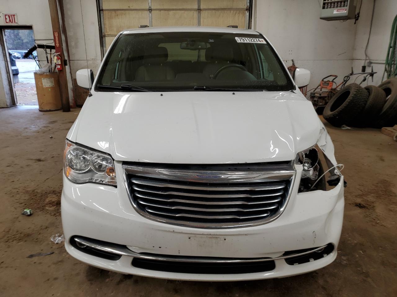 2016 Chrysler Town & Country VIN 2C4RC1BG0GR128611 Copart auction photo, front end damage thumbnail 5
