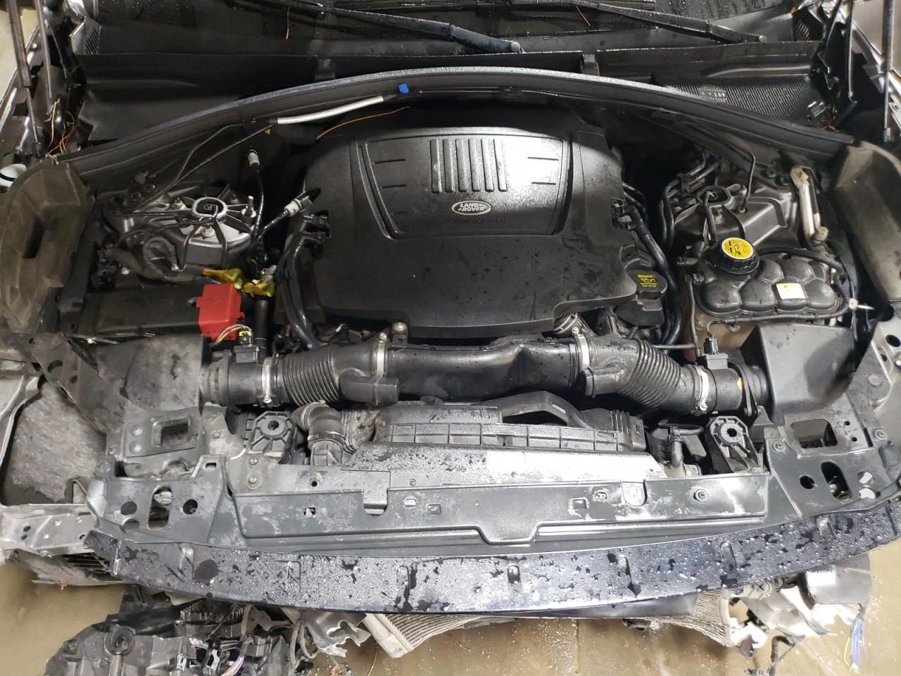 2018 Land Rover Range Rover VIN SALYM2RV6JA730596 Copart auction photo, front end damage thumbnail 11