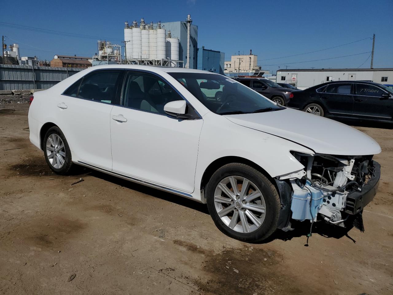 2014 Toyota Camry VIN 4T1BK1FK9EU552089 Copart auction photo, front end / minor dent/scratches damage thumbnail 4