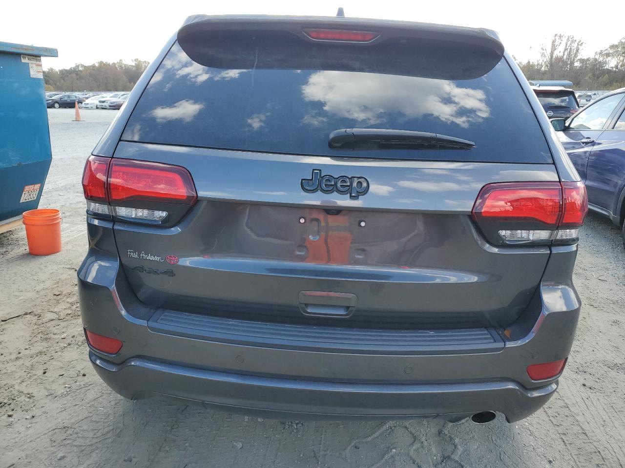 2020 Jeep Grand Cherokee VIN 1C4RJFAG0LC424073 Copart auction photo, front end / minor dent/scratches damage thumbnail 6