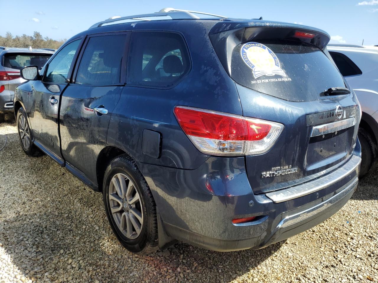 2016 Nissan Pathfinder VIN 5N1AR2MN2GC604374 Copart auction photo, water/flood damage thumbnail 2