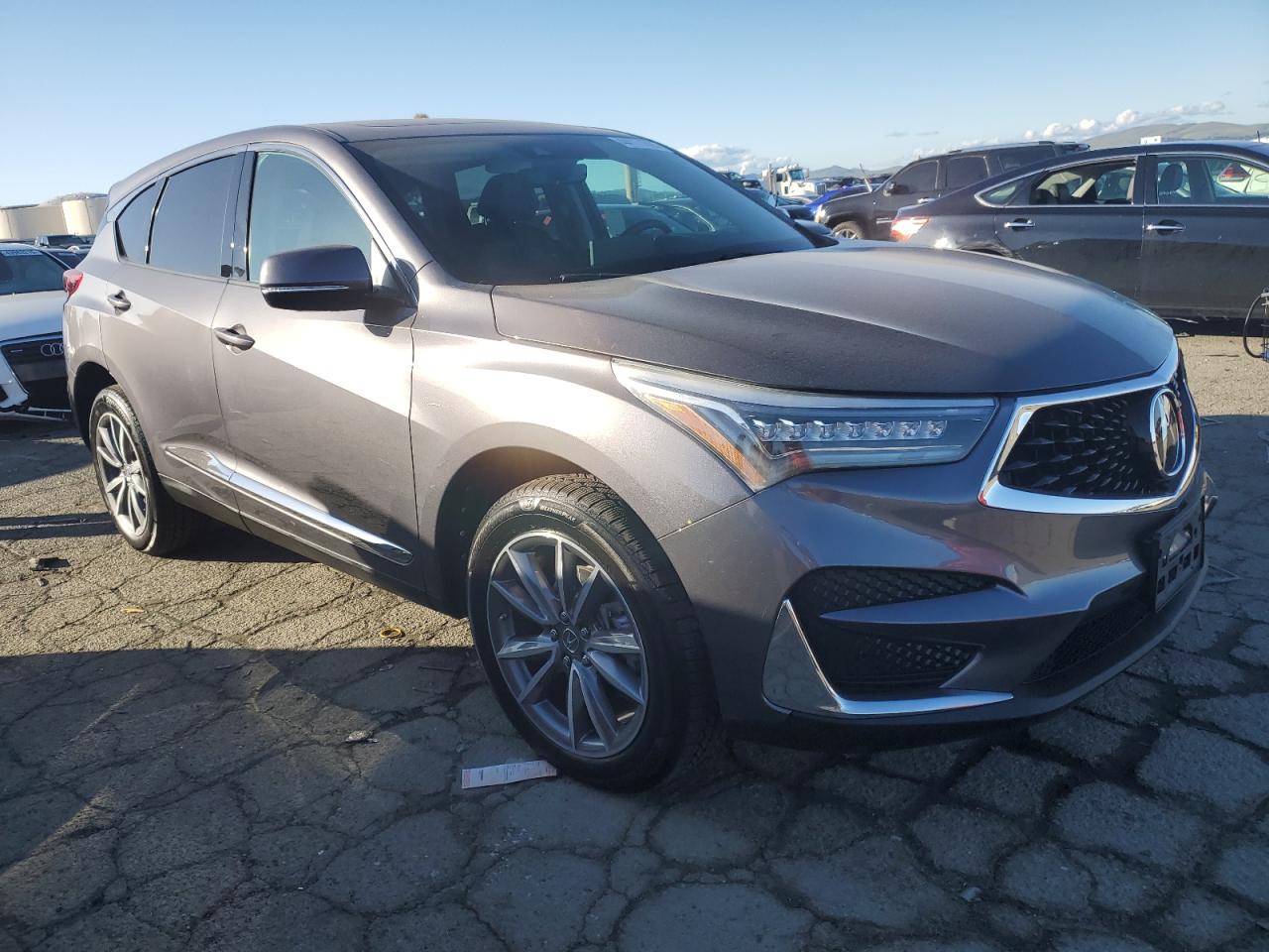 2019 Acura RDX VIN 5J8TC2H57KL039090 Copart auction photo, rear end damage thumbnail 4