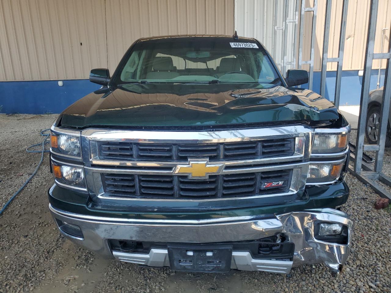 2015 Chevrolet Silverado VIN 3GCUKREC6FG277968 Copart auction photo, front end damage thumbnail 5