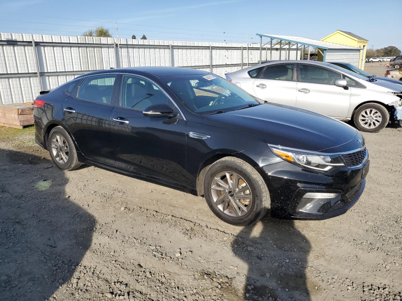 2020 KIA Optima VIN 5XXGT4L34LG390462 Copart auction photo, rollover damage thumbnail 4