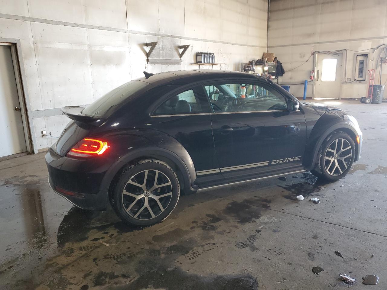 2016 Volkswagen Beetle VIN 3VWS17AT9GM630269 Copart auction photo, top/roof / all over damage thumbnail 3