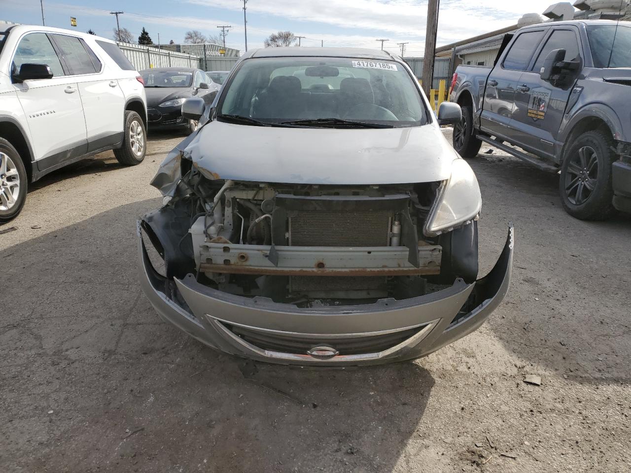 2012 Nissan Versa VIN 3N1CN7AP7CL805586 Copart auction photo, front end damage thumbnail 5