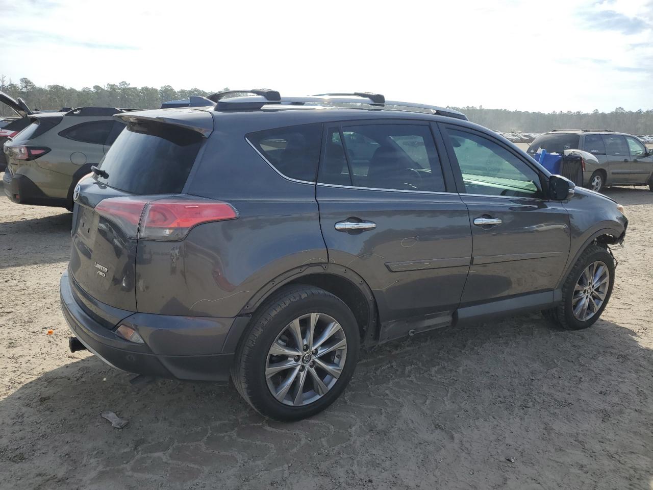 2017 Toyota RAV 4 VIN 2T3DFREVXHW571365 Copart auction photo, front end damage thumbnail 3