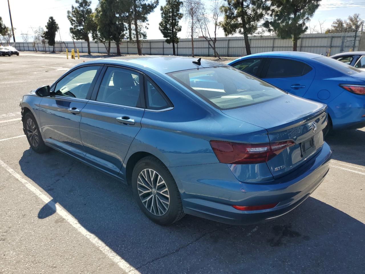 2020 Volkswagen Jetta VIN 3VWC57BU8LM077804 Copart auction photo, front end damage thumbnail 2