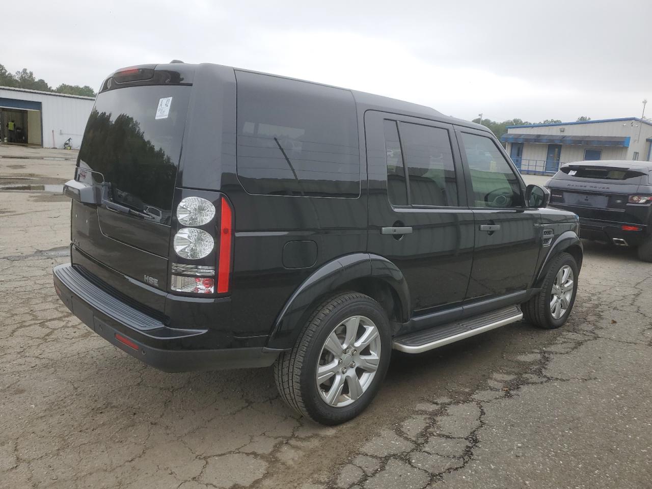 2016 Land Rover LR4 VIN SALAG2V6XGA794950 Copart auction photo, normal wear / minor dent/scratches damage thumbnail 3
