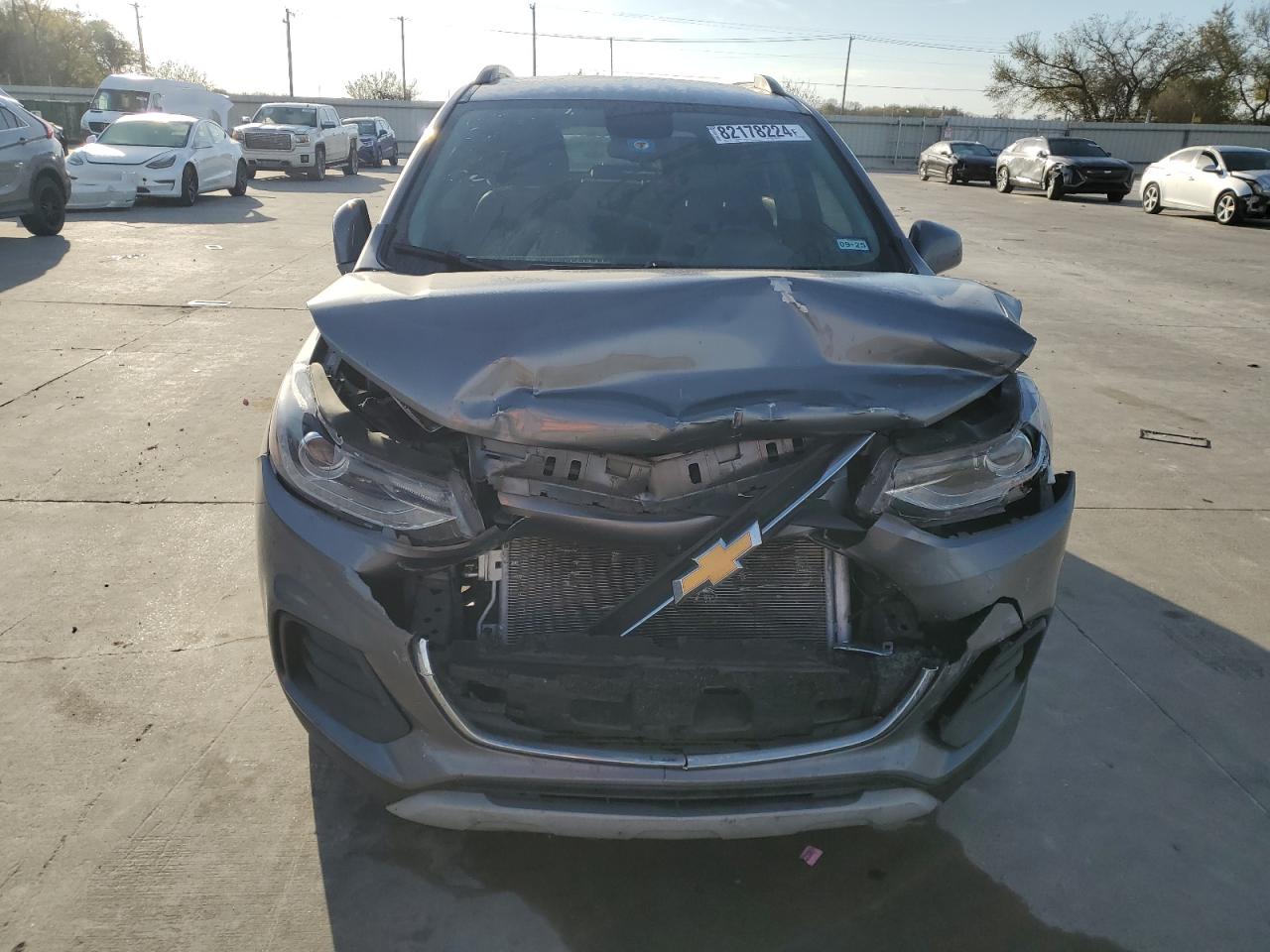 2019 Chevrolet Trax VIN KL7CJLSB0KB947652 Copart auction photo, front end / rear end damage thumbnail 5