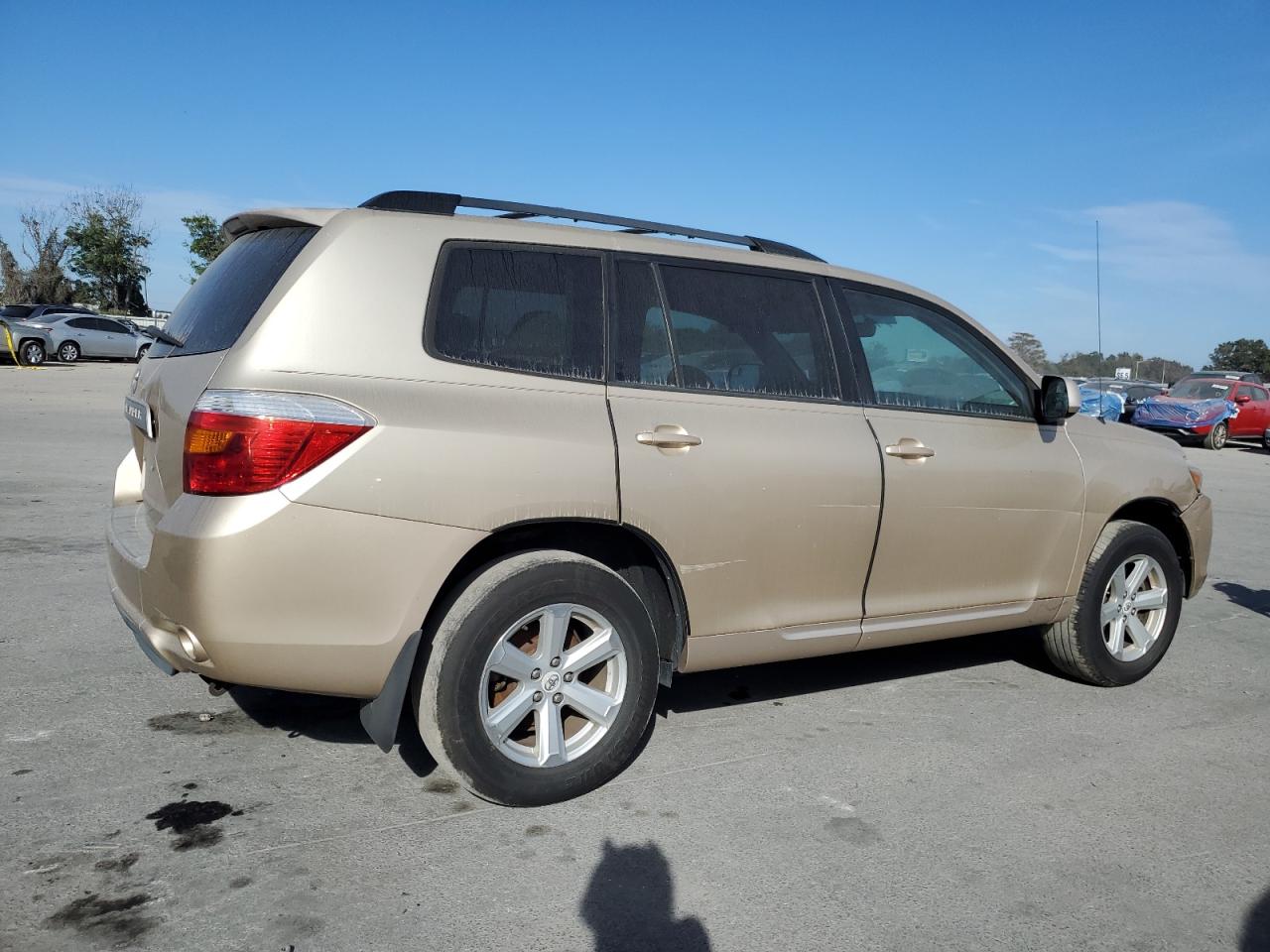 2010 Toyota Highlander VIN 5TDZK3EH0AS003805 Copart auction photo, minor dent/scratches damage thumbnail 3