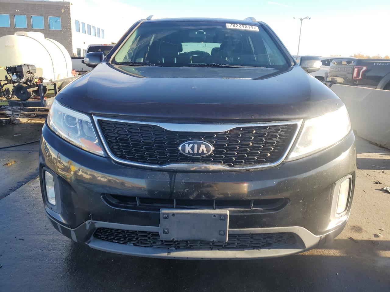 2014 KIA Sorento VIN 5XYKTDA68EG546928 Copart auction photo, rear end damage thumbnail 5