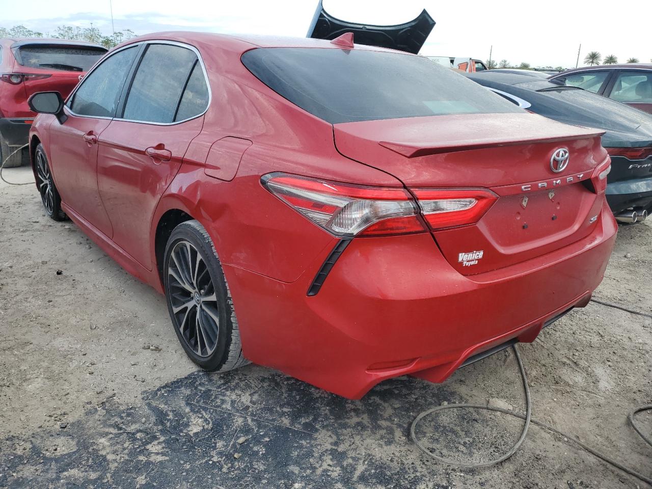 2019 Toyota Camry VIN 4T1B11HK4KU289053 Copart auction photo, water/flood damage thumbnail 2