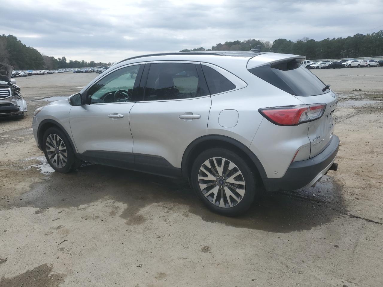 2020 Ford Escape VIN 1FMCU9J9XLUB07214 Copart auction photo, side / minor dent/scratches damage thumbnail 2