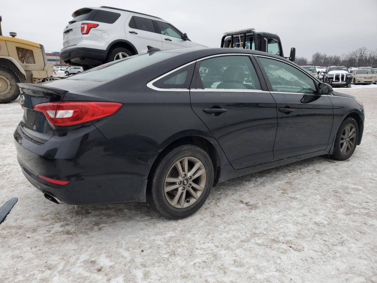 2015 Hyundai Sonata VIN 5NPE24AF0FH145481 Copart auction photo, vandalism damage thumbnail 3